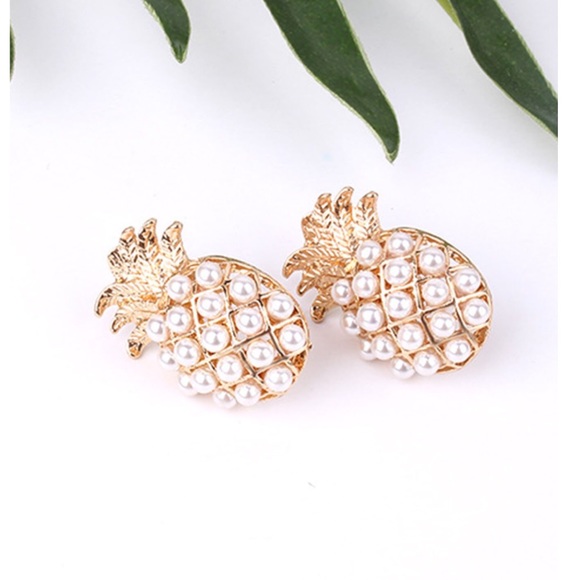 PINEAPPLE STATEMENT EARRINGS - Picture 2 of 4